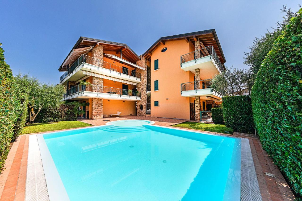 Annamaria 9 Apartment By Wonderful Italy Sirmione Buitenkant foto